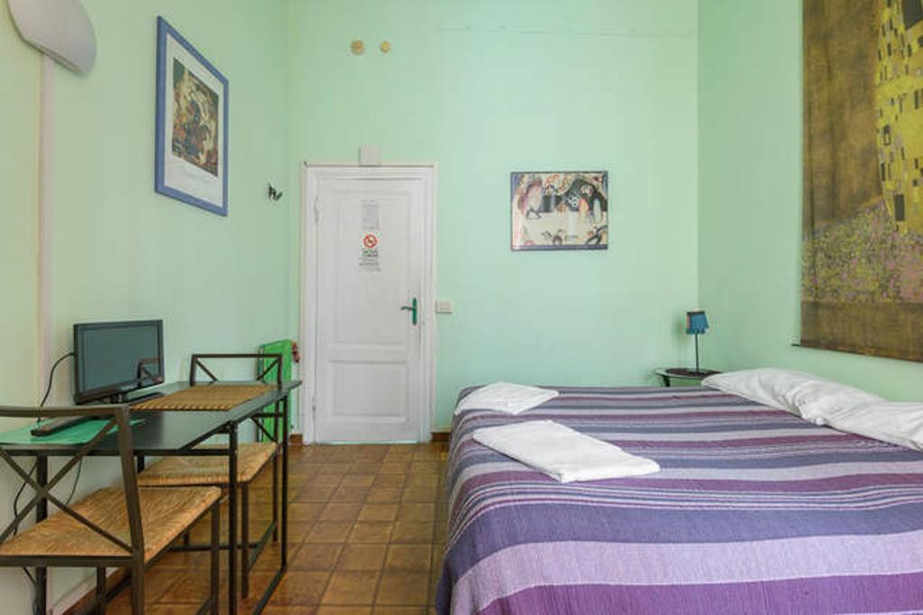 Sixbeds Hotel โรม ภายนอก รูปภาพ