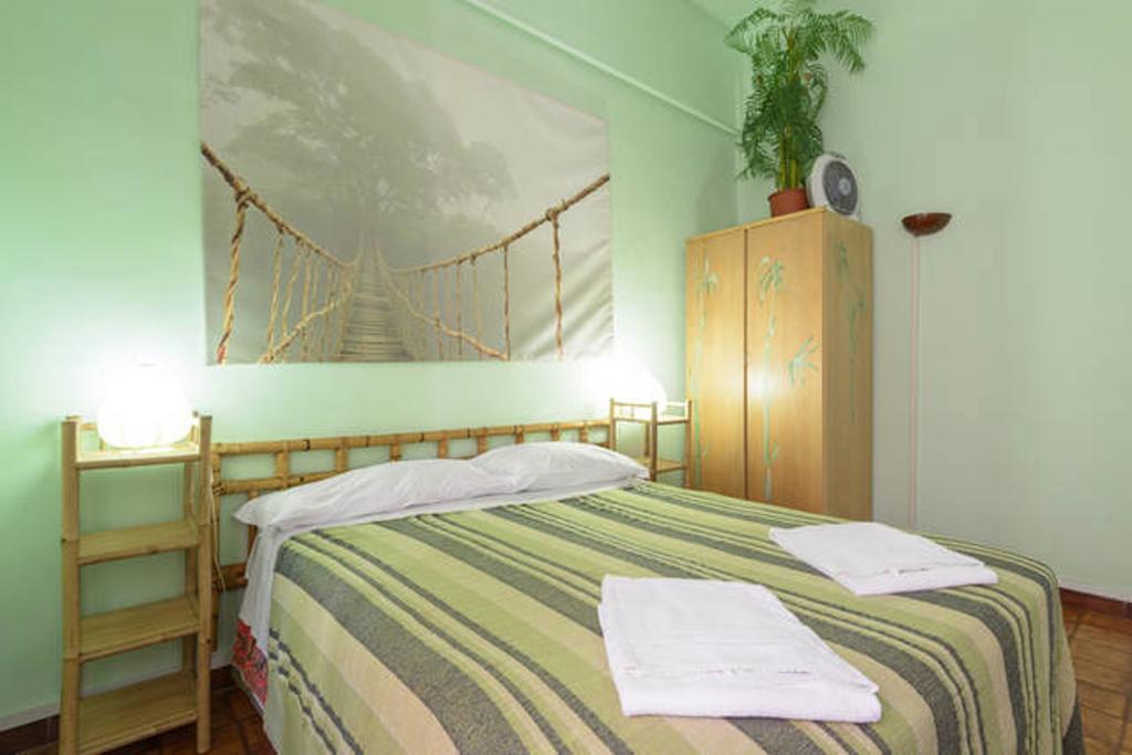 Sixbeds Hotel โรม ภายนอก รูปภาพ